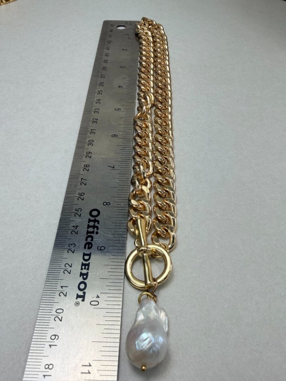 Modern Chunky Gold Tone Chain Necklace Baroque Freshwater Pearl Pendant - Picture 3 of 7